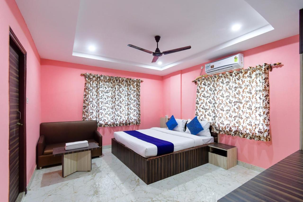 Hotel Blue Abedin โกลกาตา ภายนอก รูปภาพ